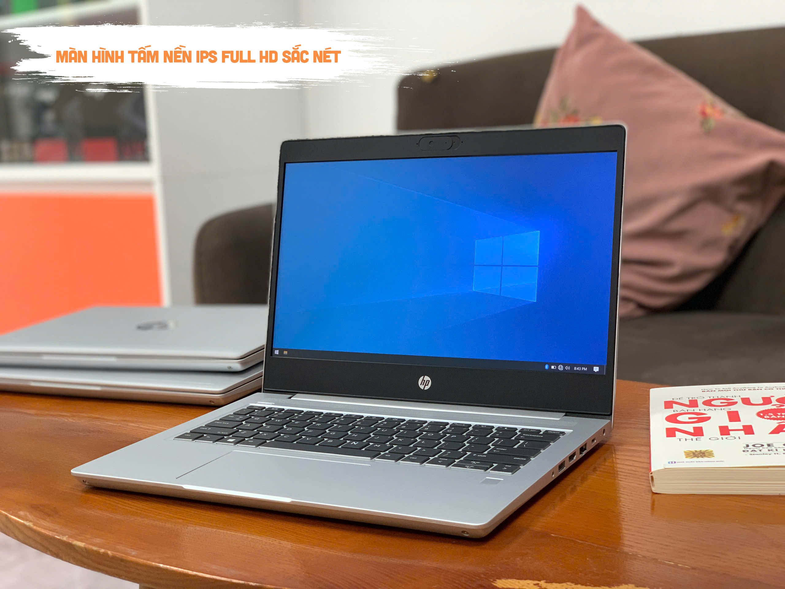 Màn hình 13.3 inch Full HD – Hình ảnh rõ nét, chống chói hiệu quả